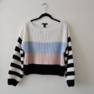 Forever 21 White and Blue Crew Neck Sweater with Stripes